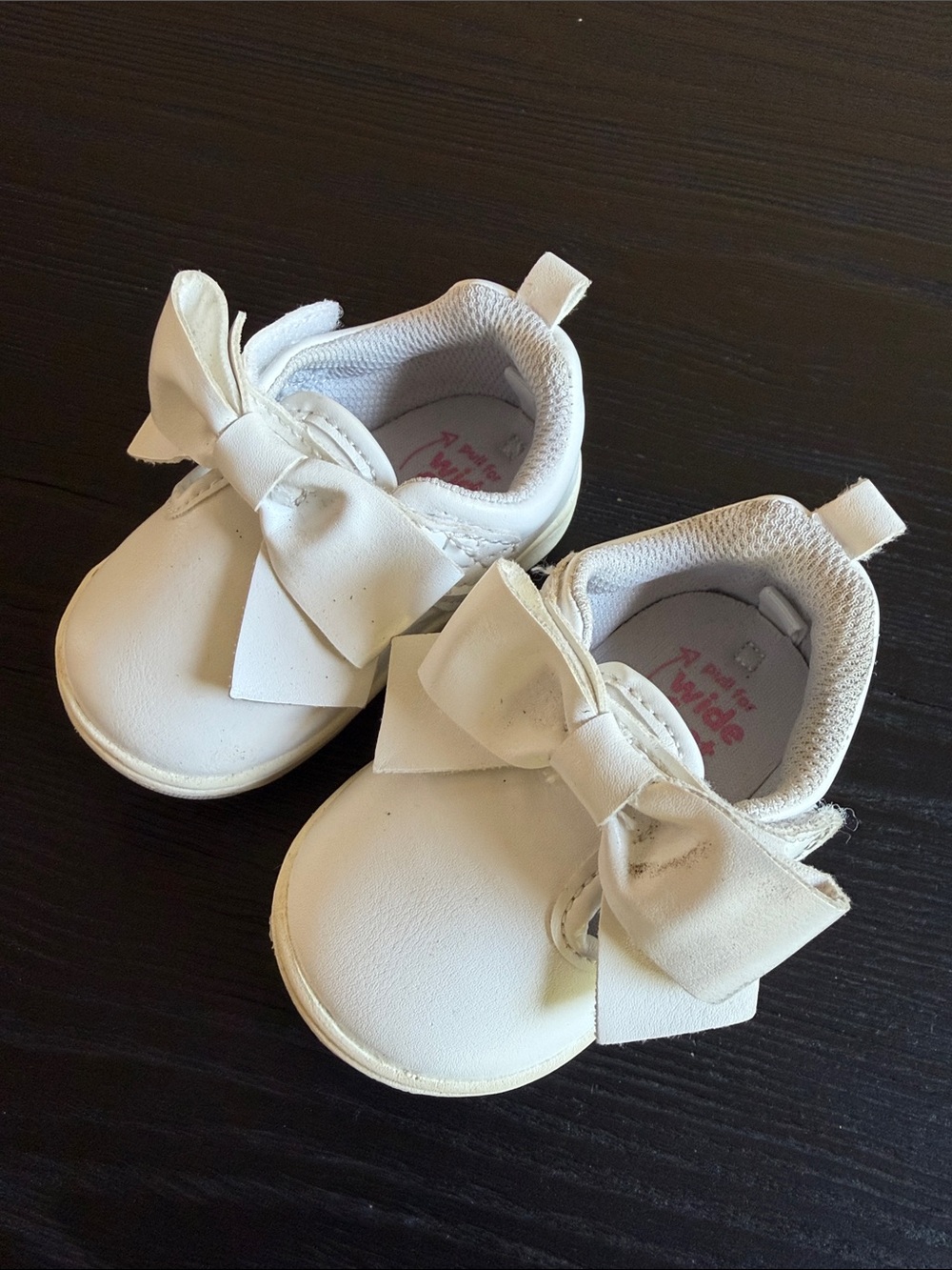 Toddler White Bow Sneakers - Stride Rite 360